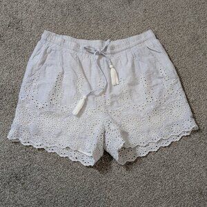 BLUE RAIN, White w Blue Pin Stripes & Eyelet Pull-On Knit Shorts; Size M
